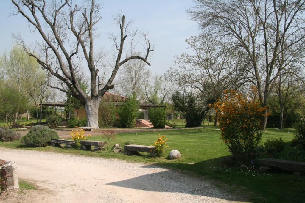 Agriturismo Corte San Girolamo Mantova Bagian luar foto